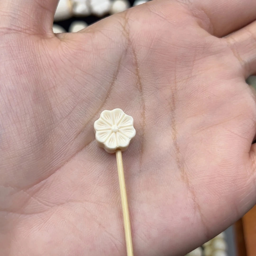 库克吊坠11.5mm猛犸花花配饰