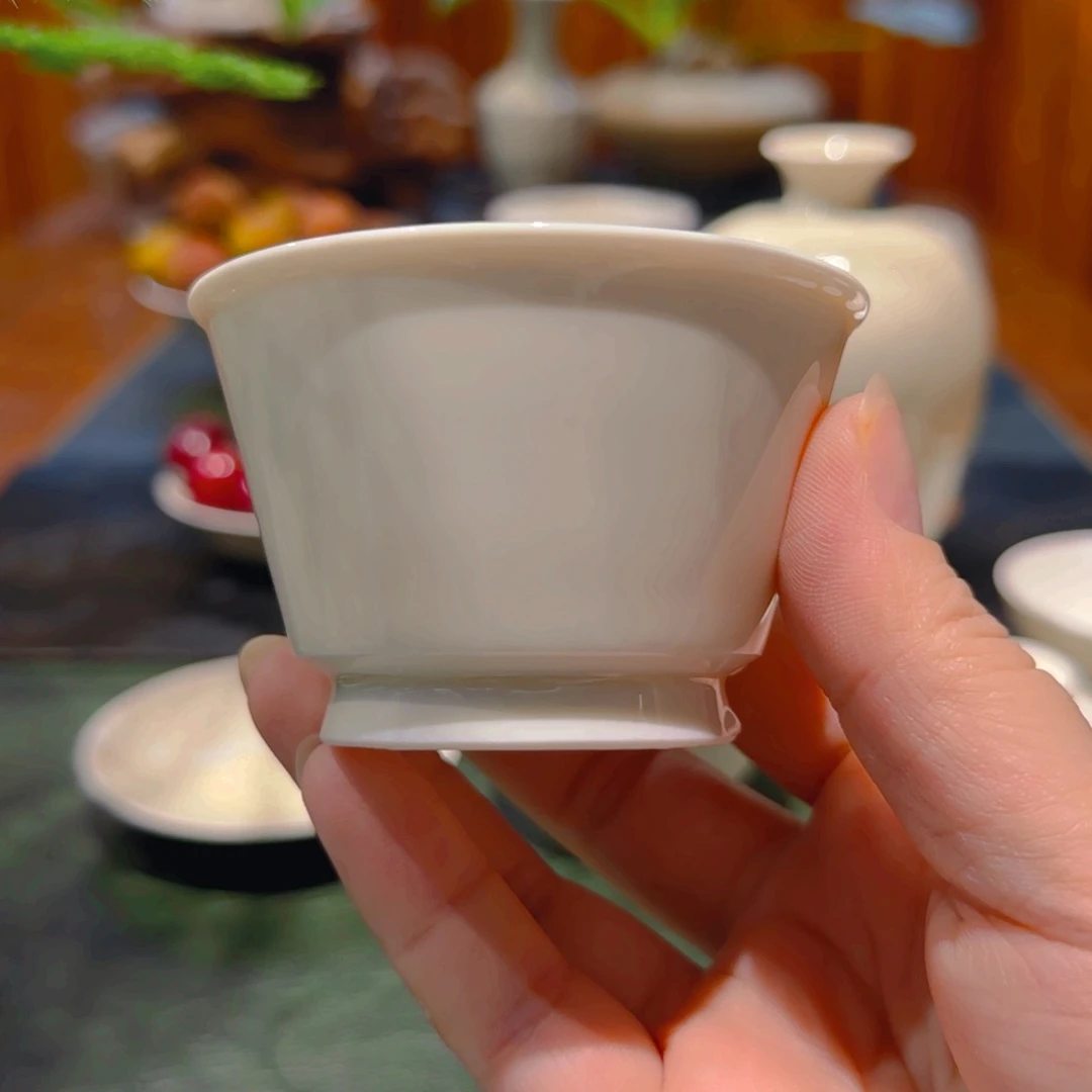 微澜定瓷 马蹄主人杯 内刻莲纹  90cc