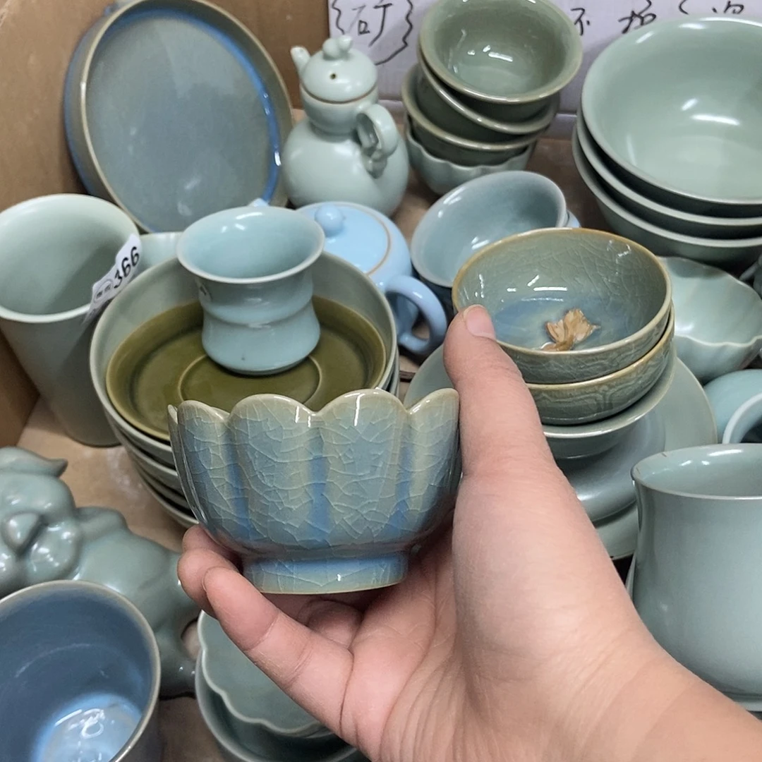 单***哥微瑕莲花杯原矿天蓝