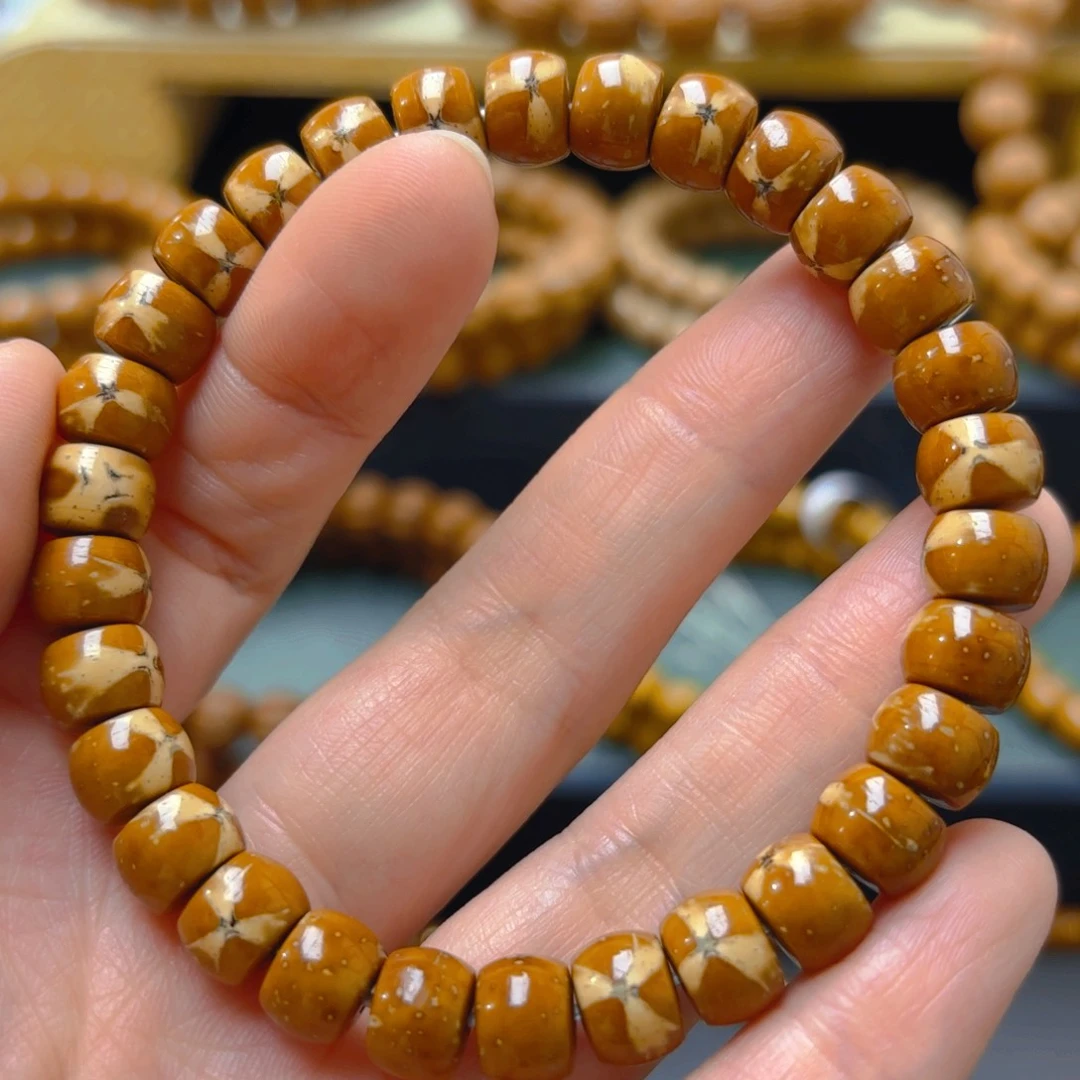 【闪购商品】菩提阿*罗紫金鼠奔驰标花皮手串