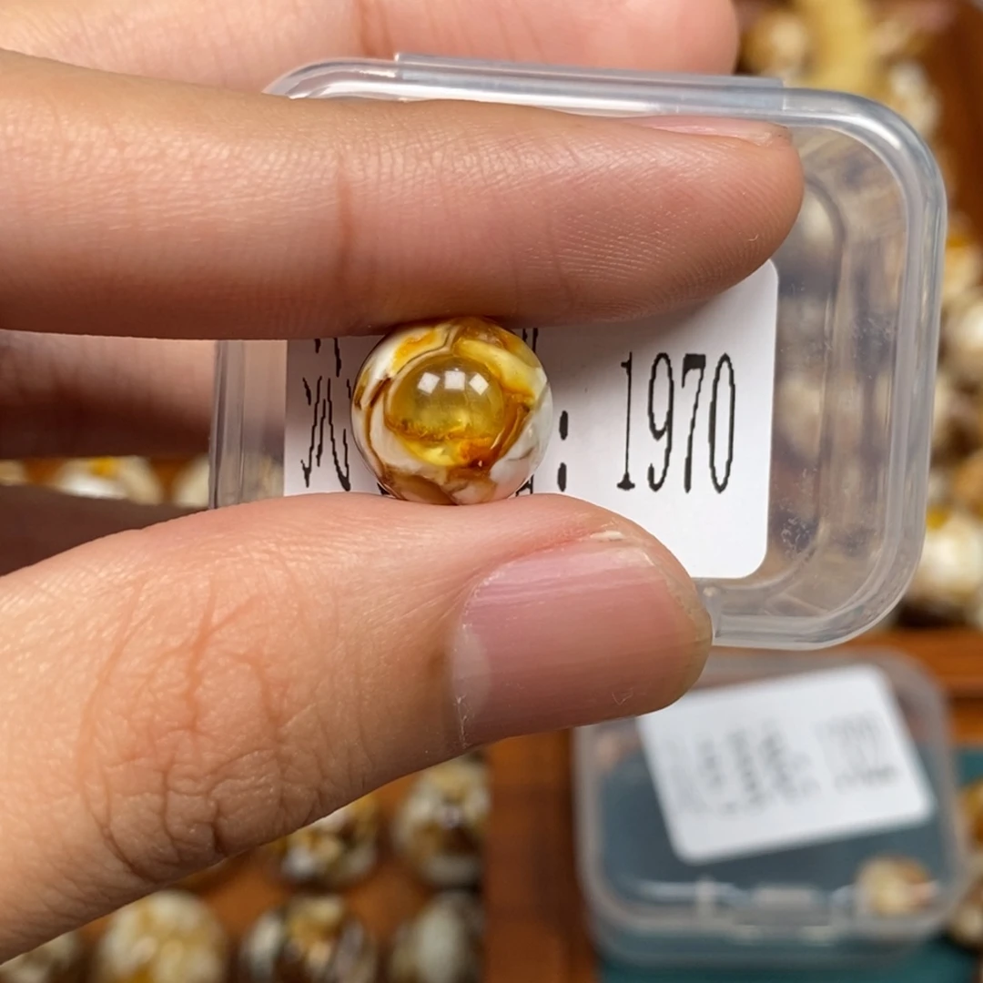 把件猴头核桃沁色圆珠老型1970