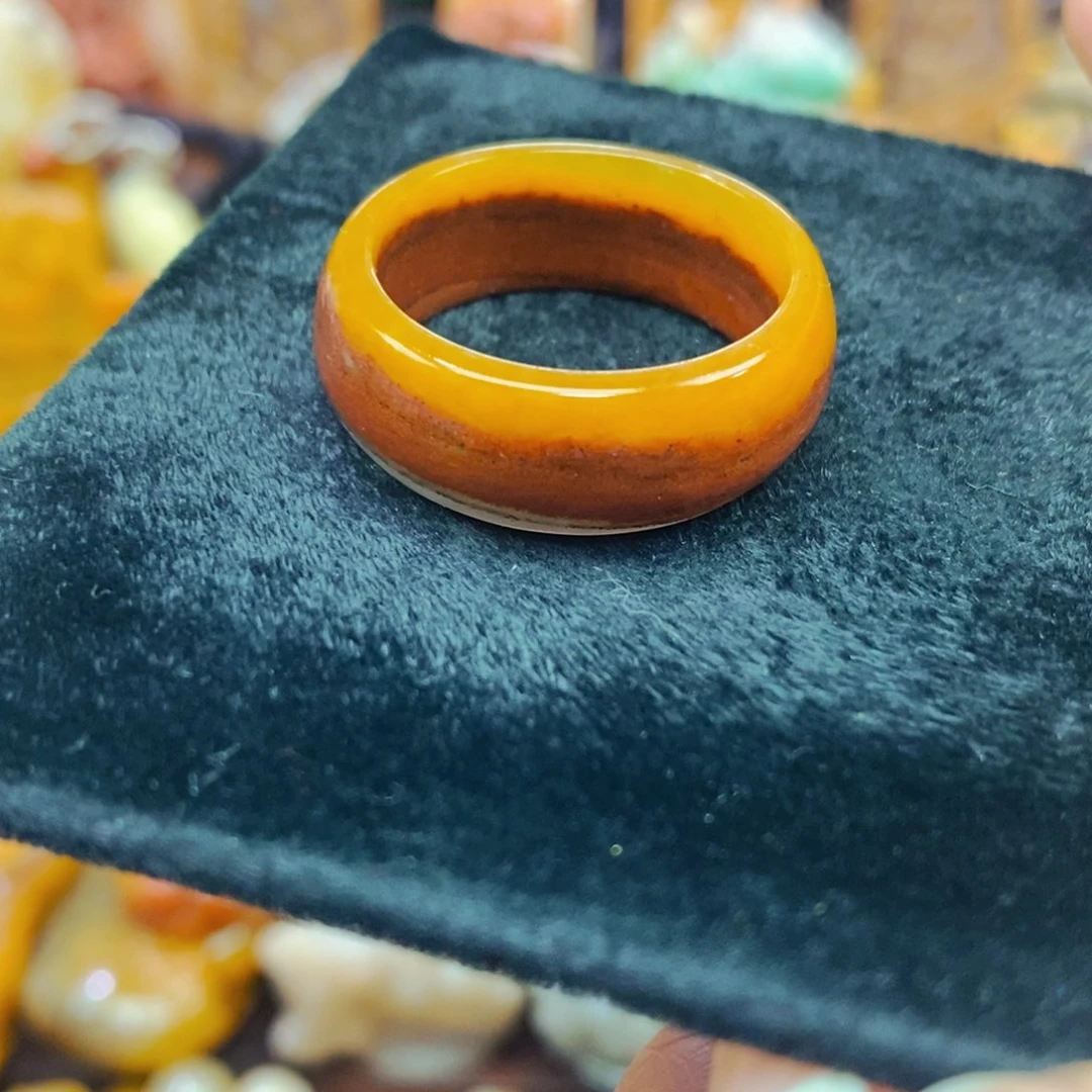 未镶嵌石英质玉（黄龙玉）吊坠(不含链)