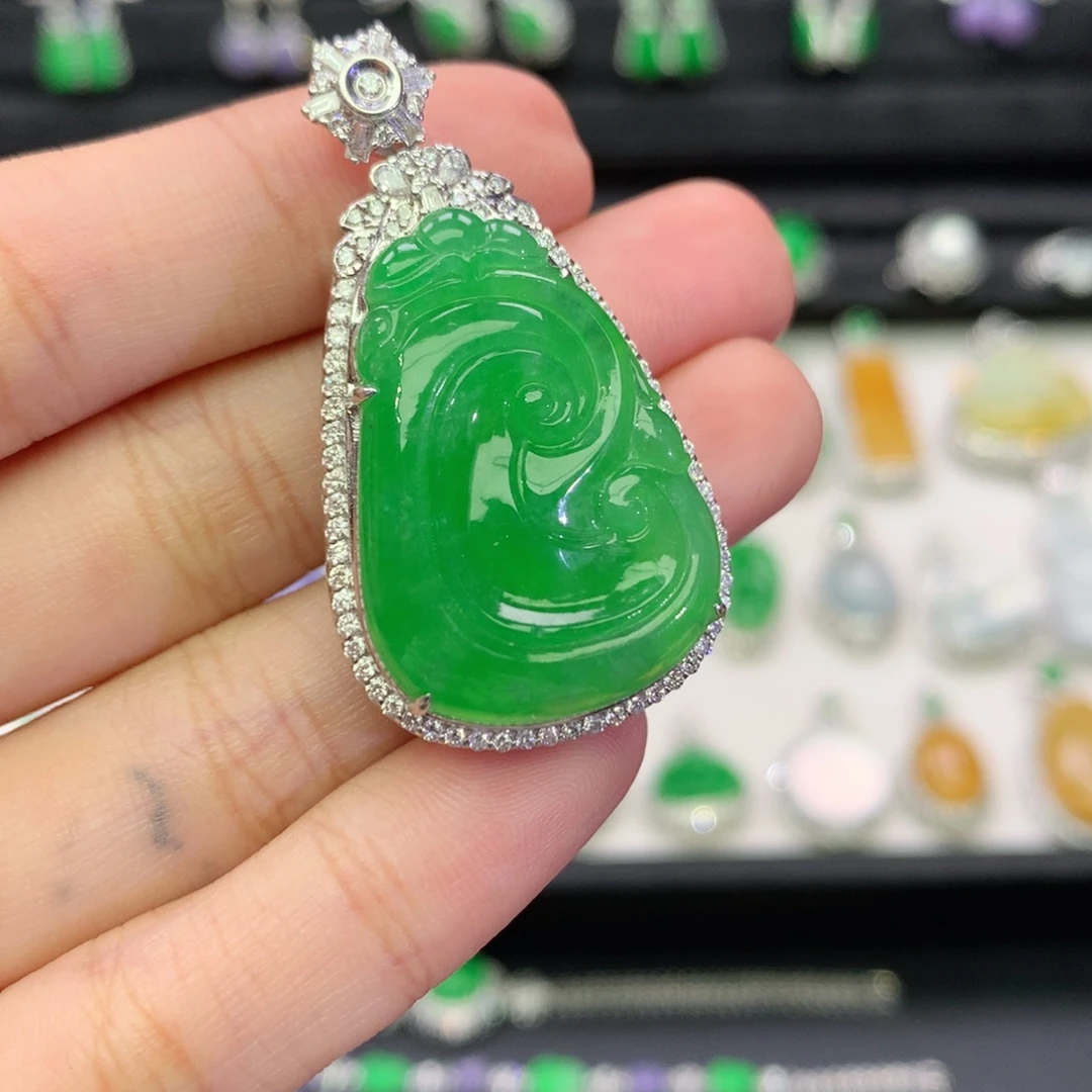 翡翠18K金镶嵌吊坠(不含链)