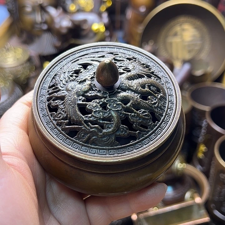 铜133456788986567778