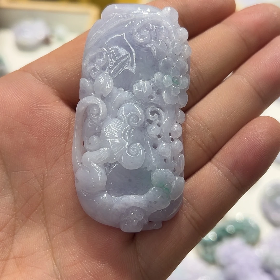 轩***珠颈饰未镶嵌翡翠挂件