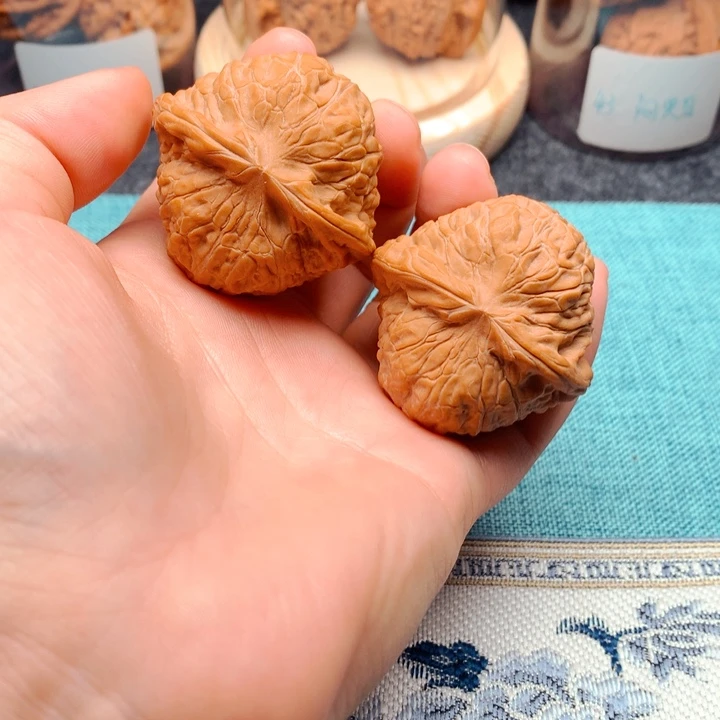 核桃42尺南瓜墩文玩手把件