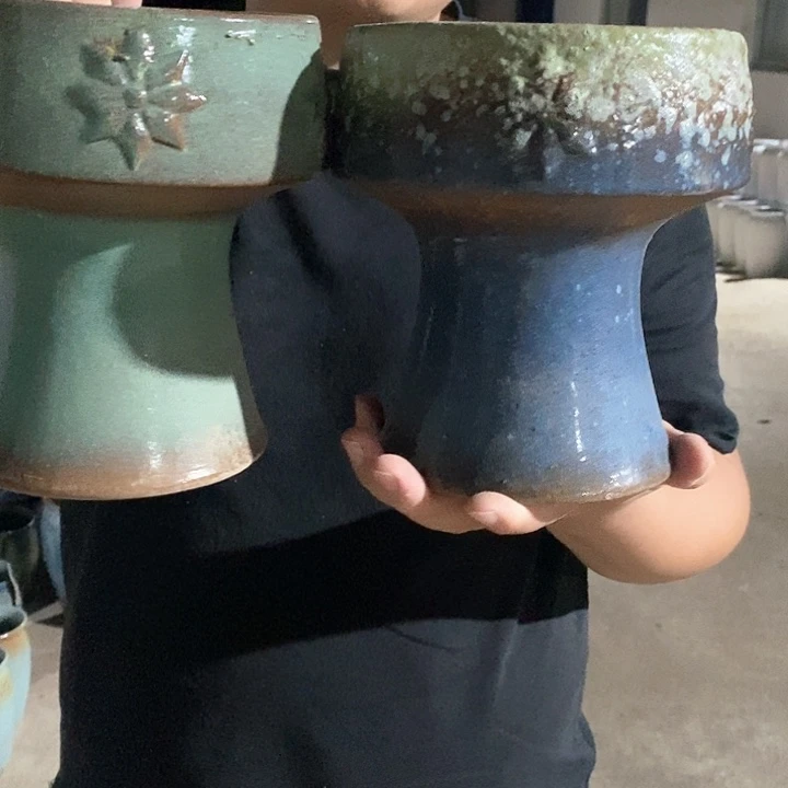 紫砂花盆口16搞19瑕疵