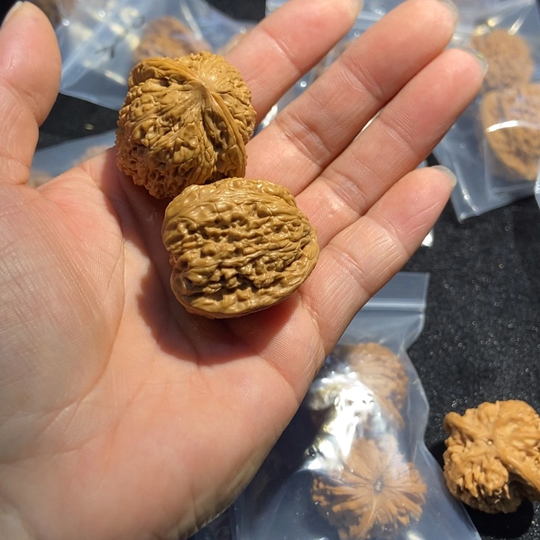 文玩核桃吊坠承德密纹40