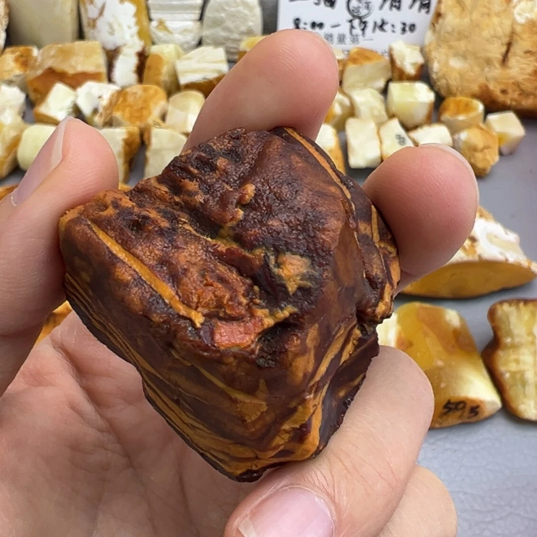 定制琥珀未镶嵌M****g蜜蜡
