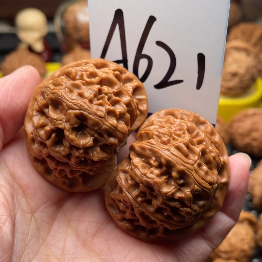 把件桃核宫灯狮子头43