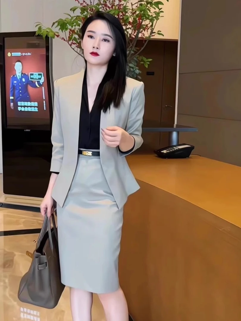 西装气质通勤职业装两件套2025夏季洋气修身轻奢外套+西服半身裙