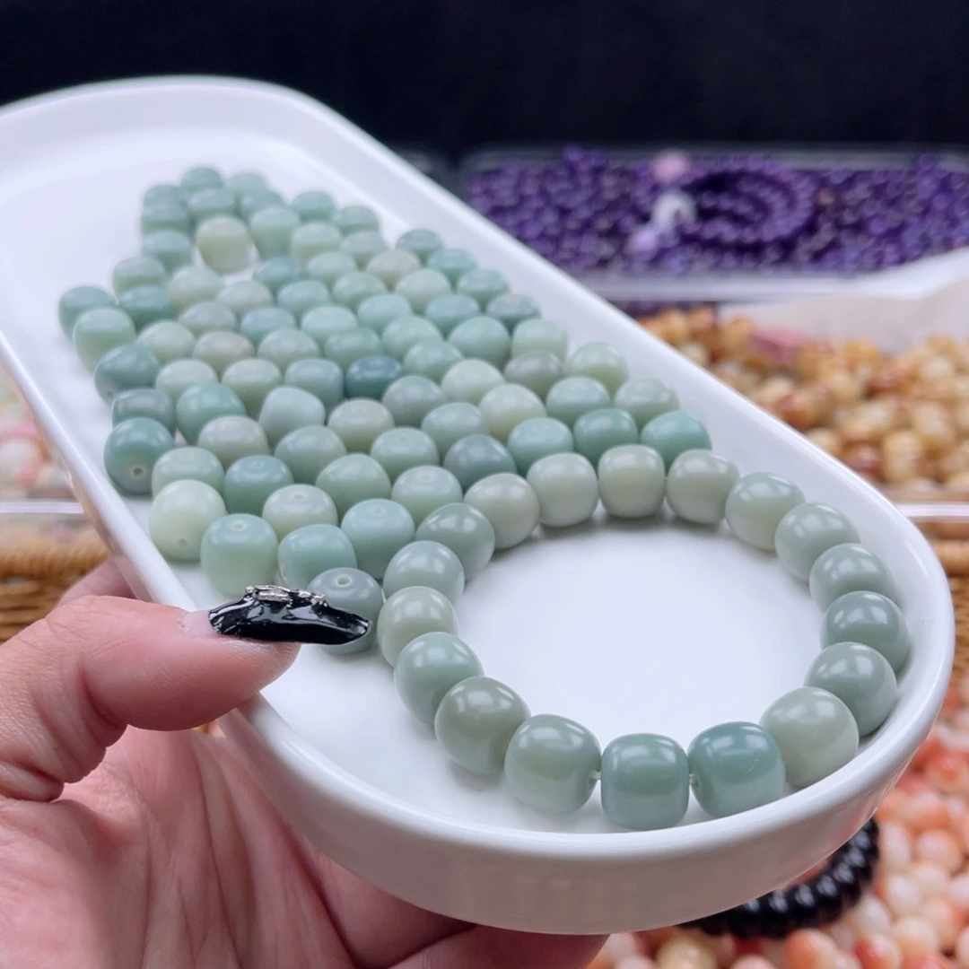 白玉菩提吊坠c12mm33颗。海盐蓝 干磨