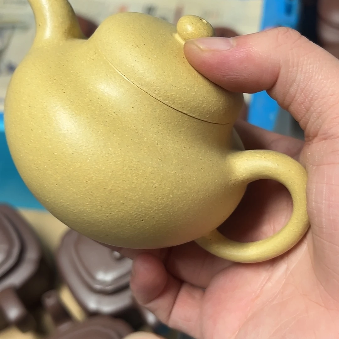 茶壶紫砂紫砂的味道很