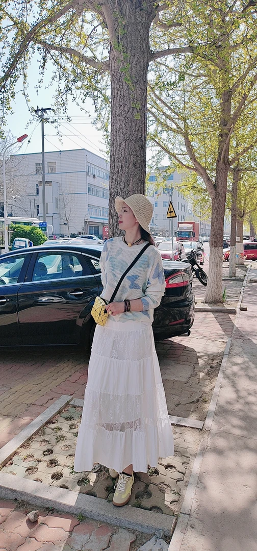 白色蕾丝镂空半身裙高腰显瘦气质长款仙气飘法式裙子