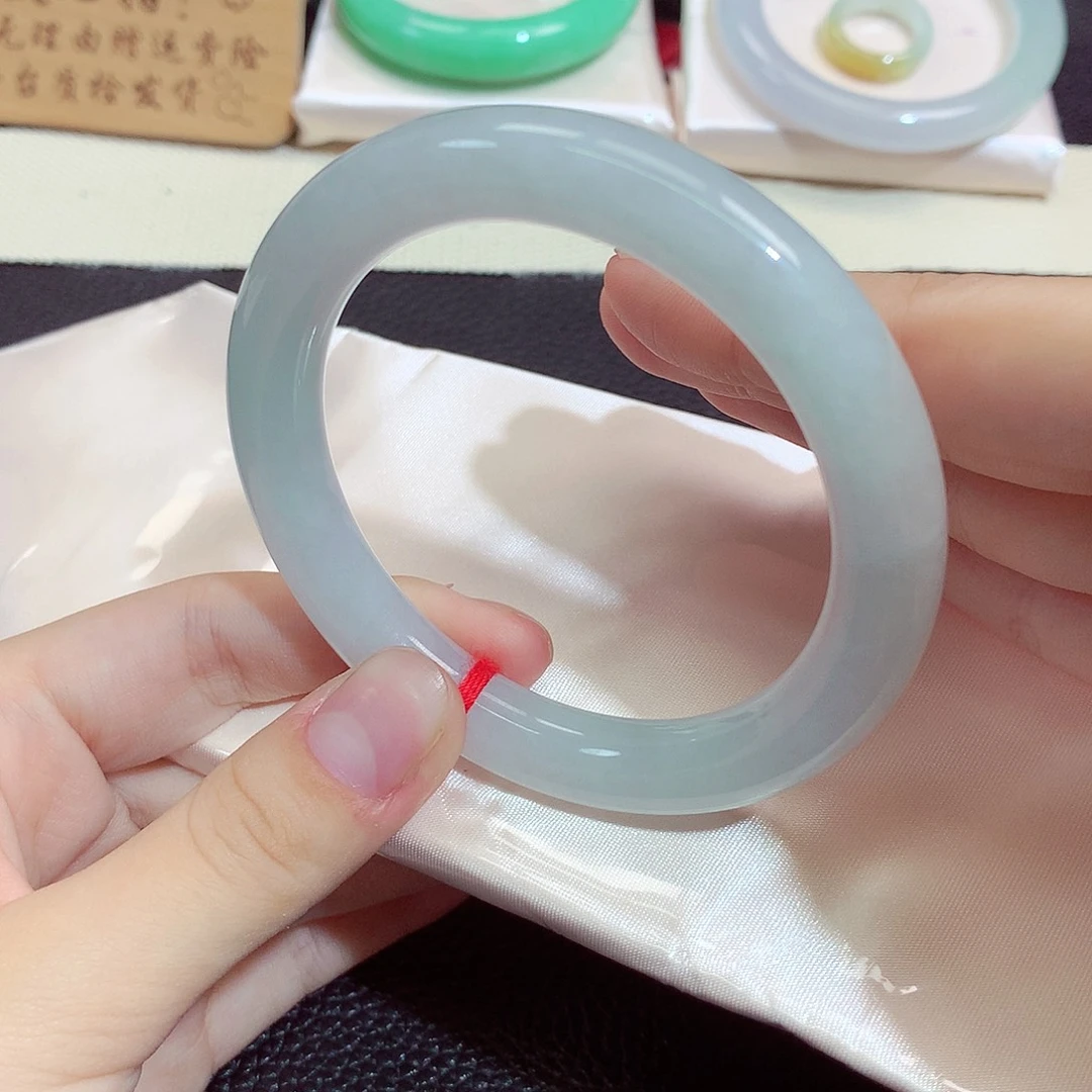翡翠未镶嵌手镯1226