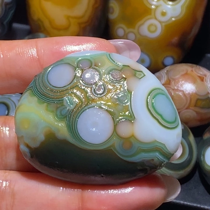 玛瑙/玉髓未镶嵌珠宝奇石43