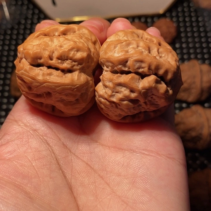 把件文玩核桃四开八腿