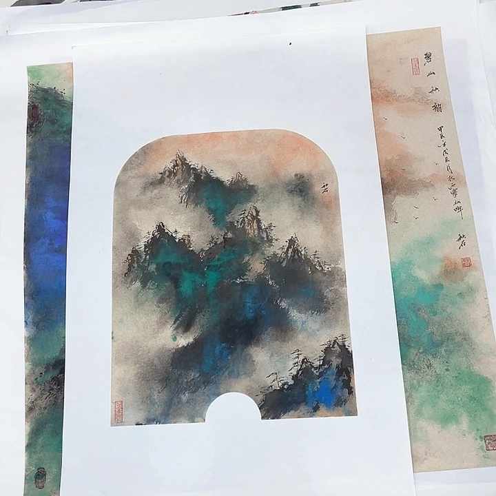 国画贩****计罗罗山水泼彩