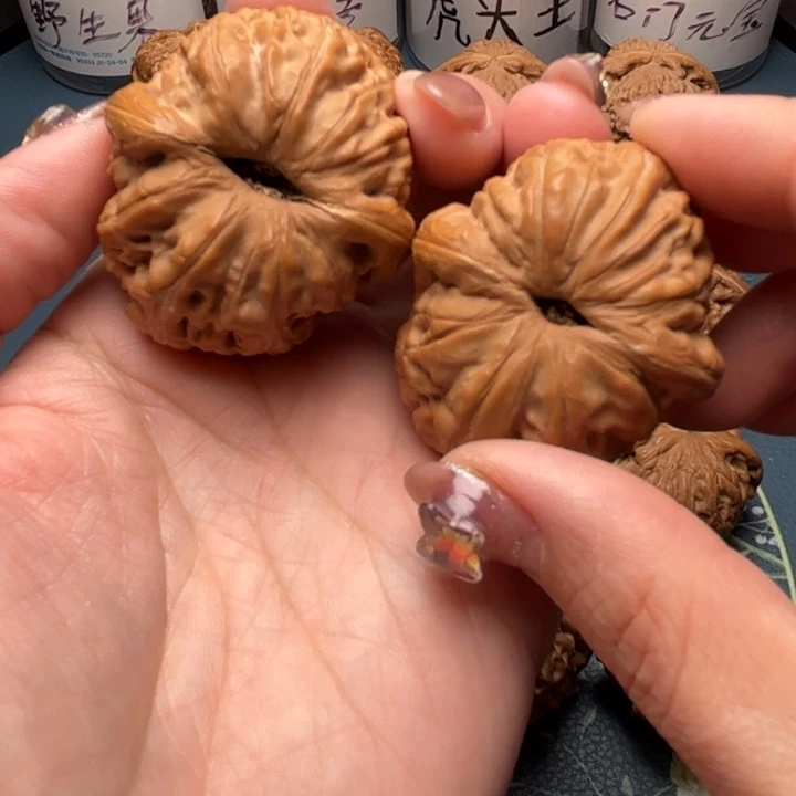 文玩核桃把件用****144平谷元宝