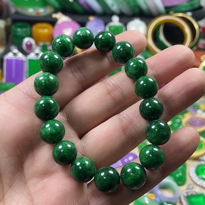 翡翠未镶嵌颈饰手串