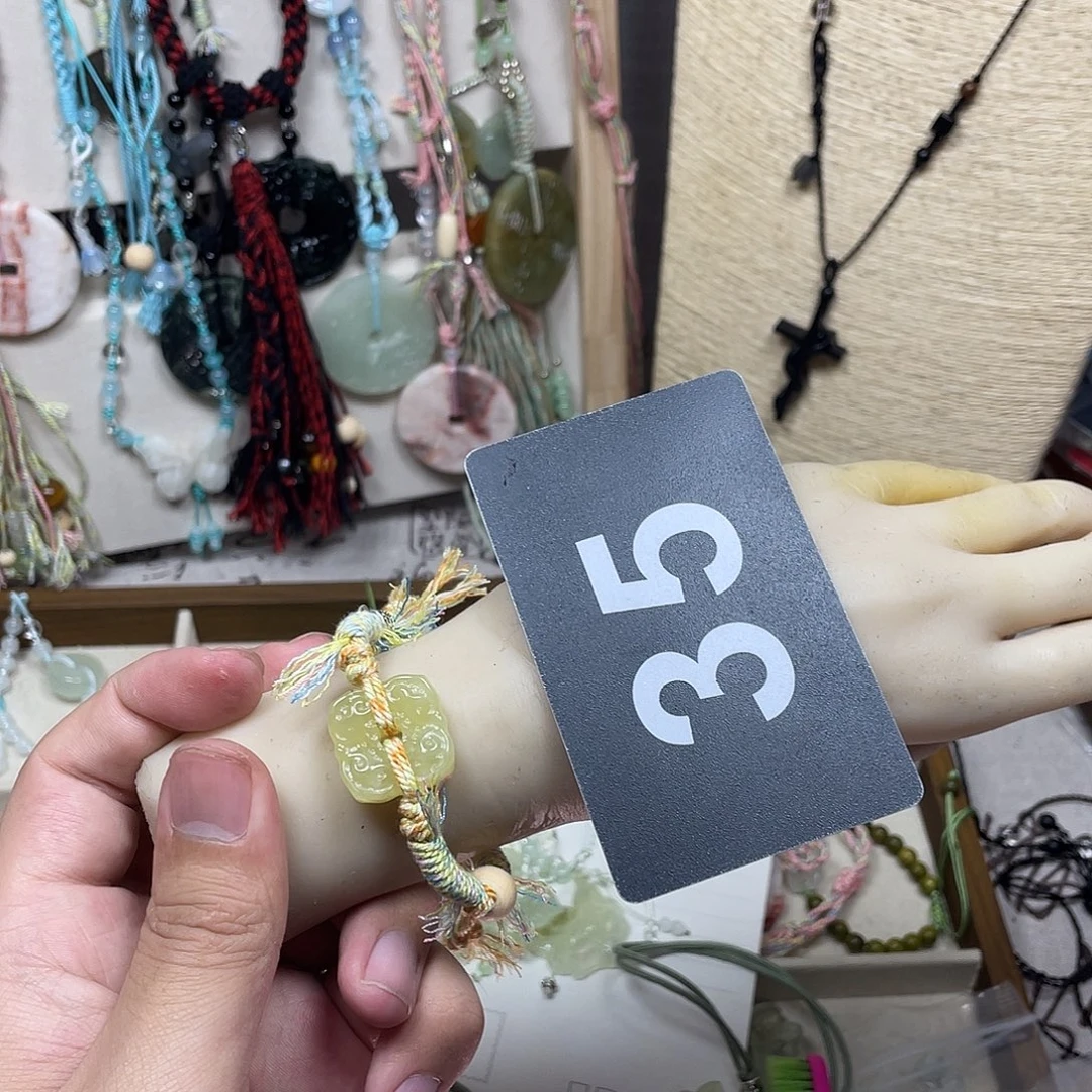 蛇纹石玉合金颈饰