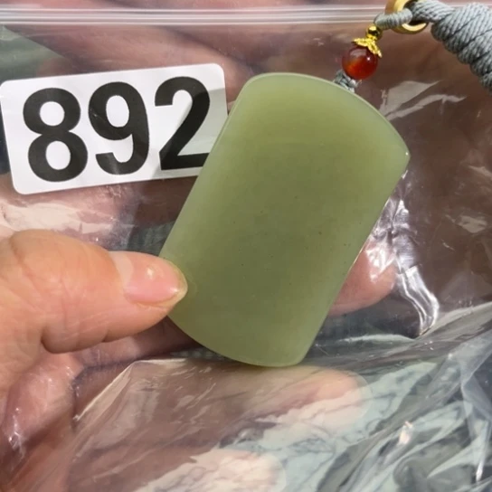 和田玉未镶嵌珠宝半成品