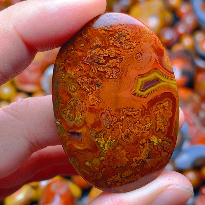 玛瑙/玉髓未镶嵌吊坠