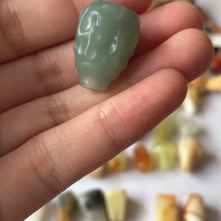 G***轻蛇纹石玉未镶嵌配饰
