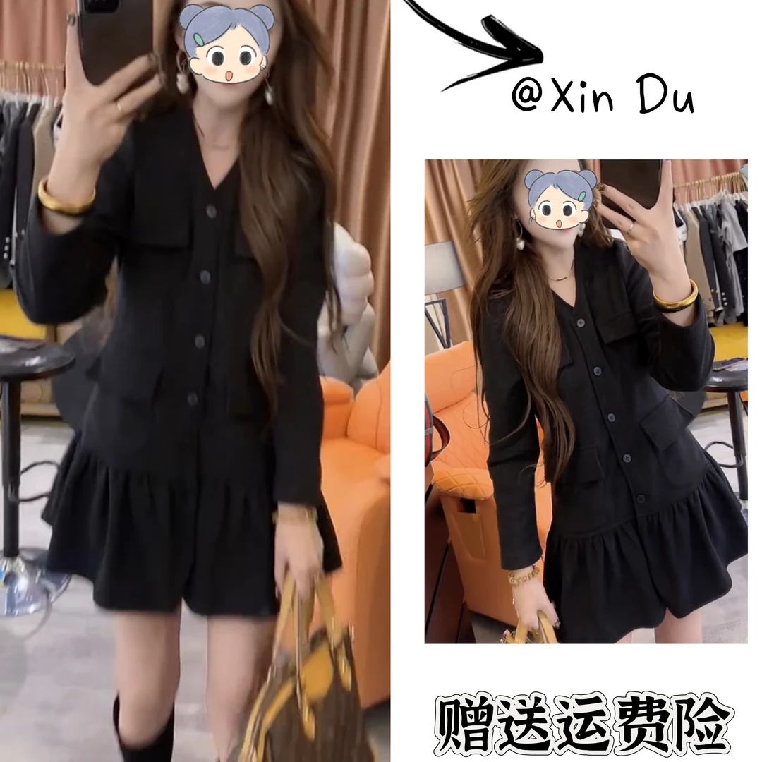 2025秋冬季新款时尚显瘦气质女士网红洋气连衣裙百搭款D24408