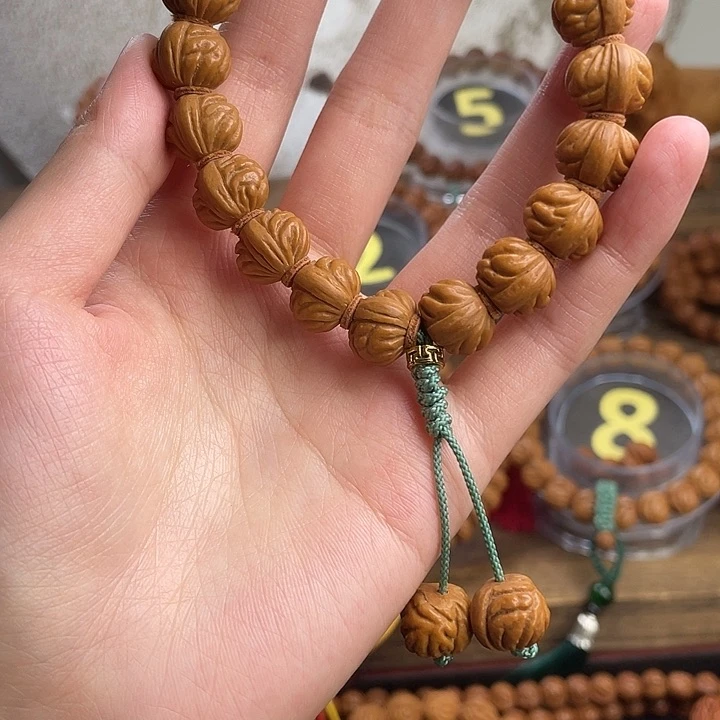 文玩核桃吊坠14小金豆