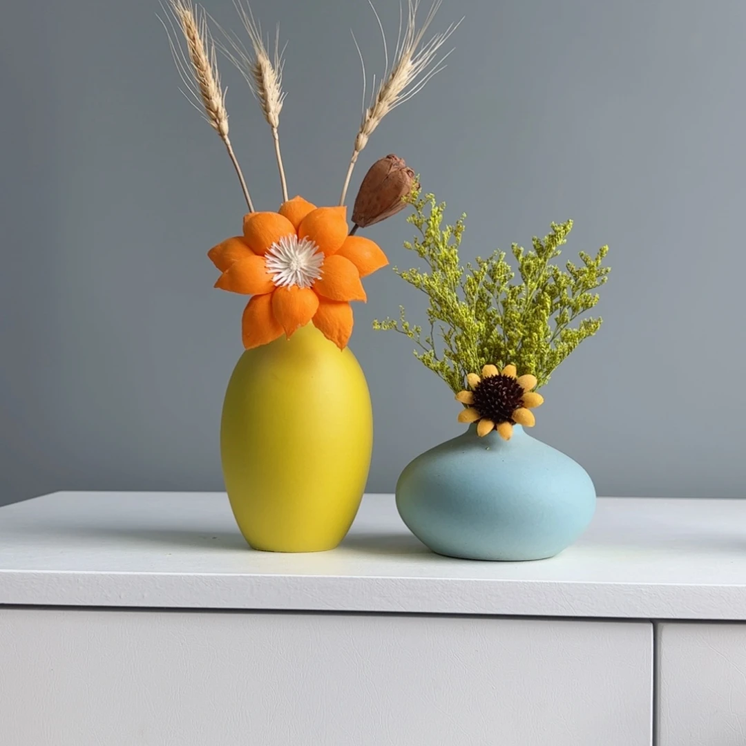 摆件陶瓷小花瓶摆件含花总高约20-30cm