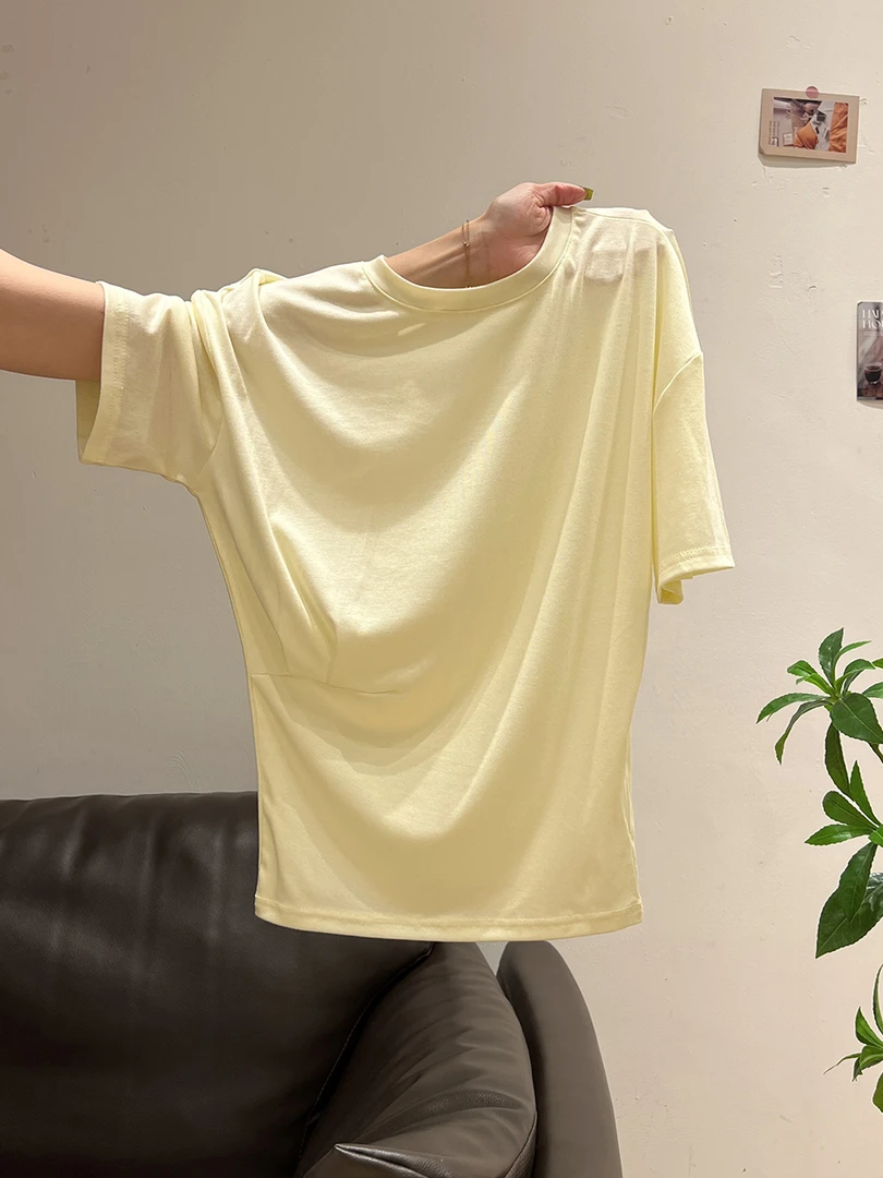 简约奶黄多巴胺不对称抽褶收腰圆领短袖T恤女夏季小众辣妹风上衣