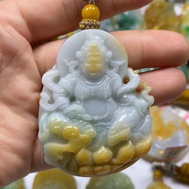 翡翠颈饰未镶嵌天然a货翡翠