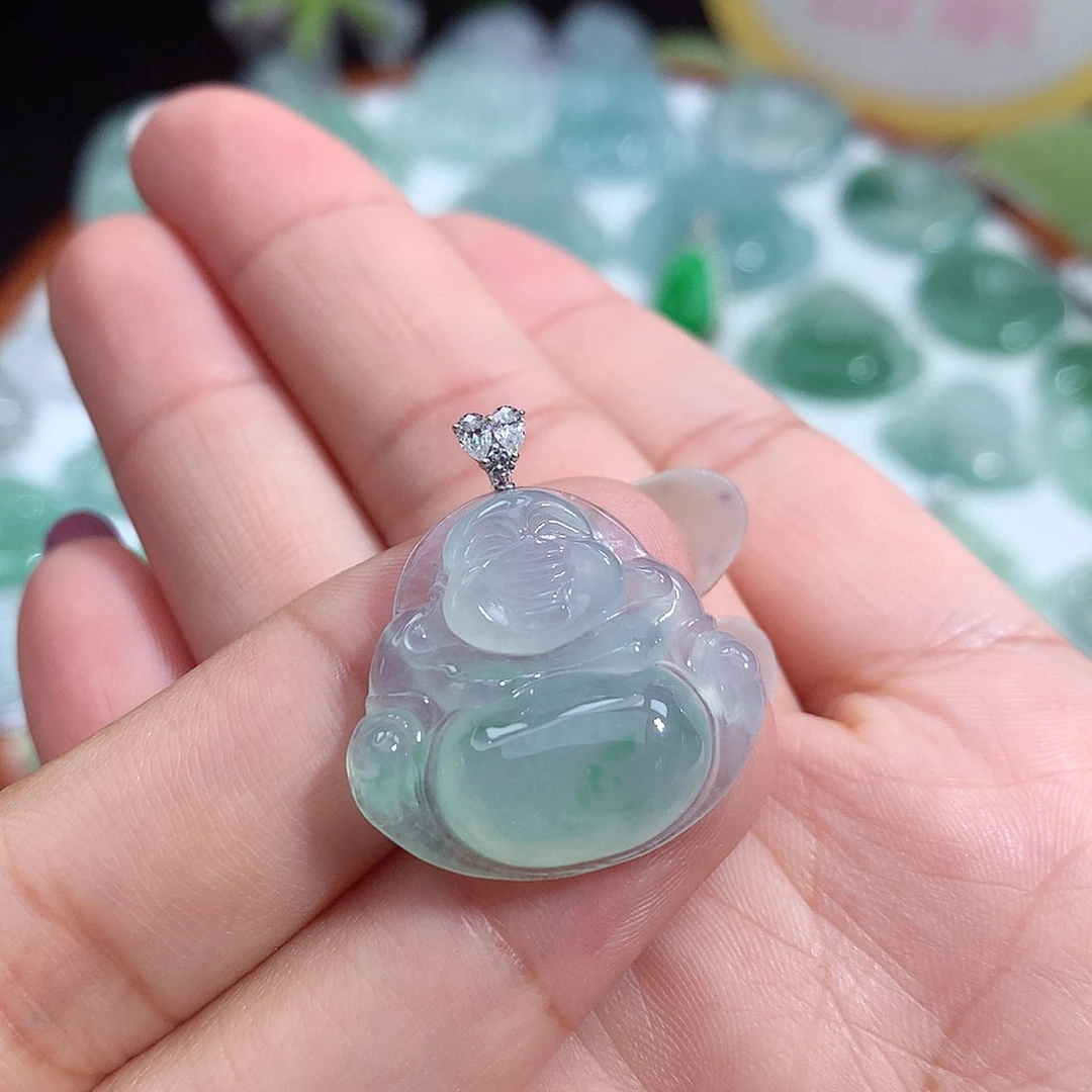 翡翠未镶嵌颈饰佛公