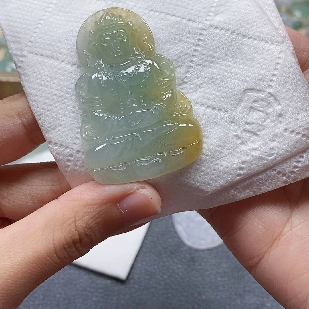 翡翠颈饰未镶嵌J****兔闪