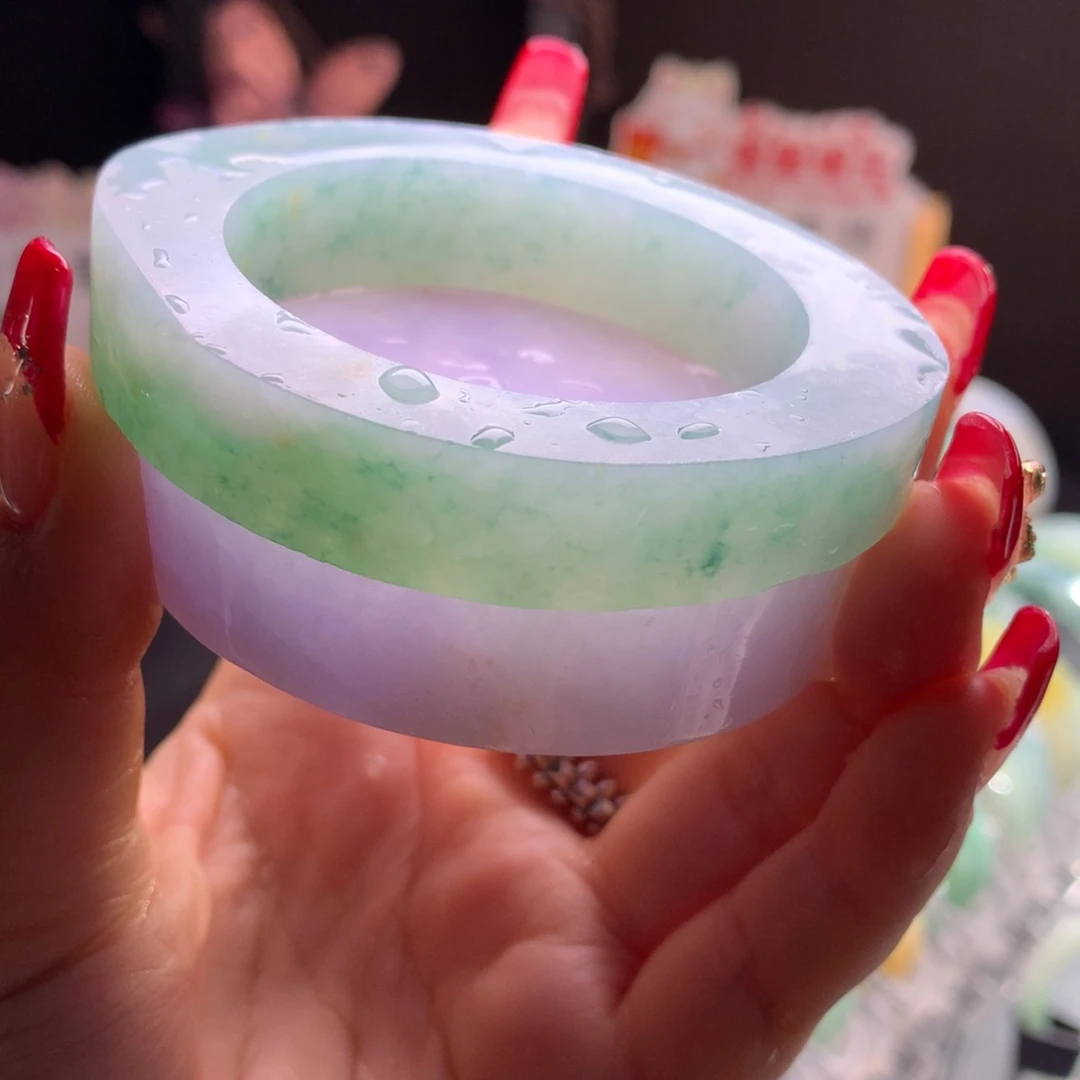 定制翡翠未镶嵌手镯