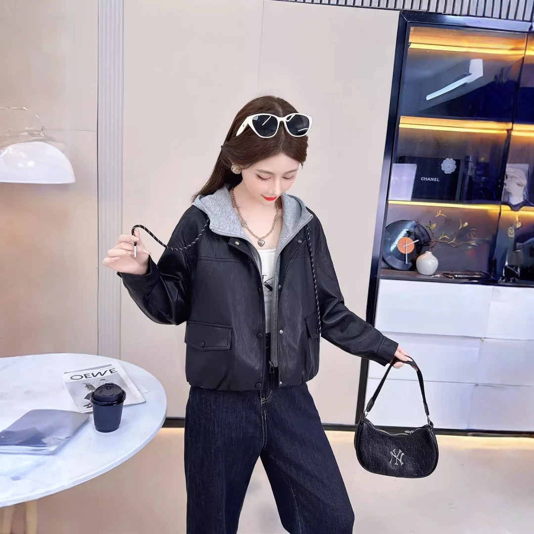 【送运费险】常规款女装短外套长袖短款秋冬加绒皮衣连帽时尚拼接