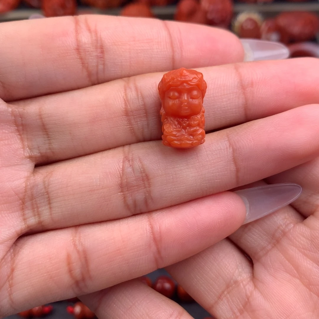 南红玛瑙精工雕刻度母10+未镶嵌