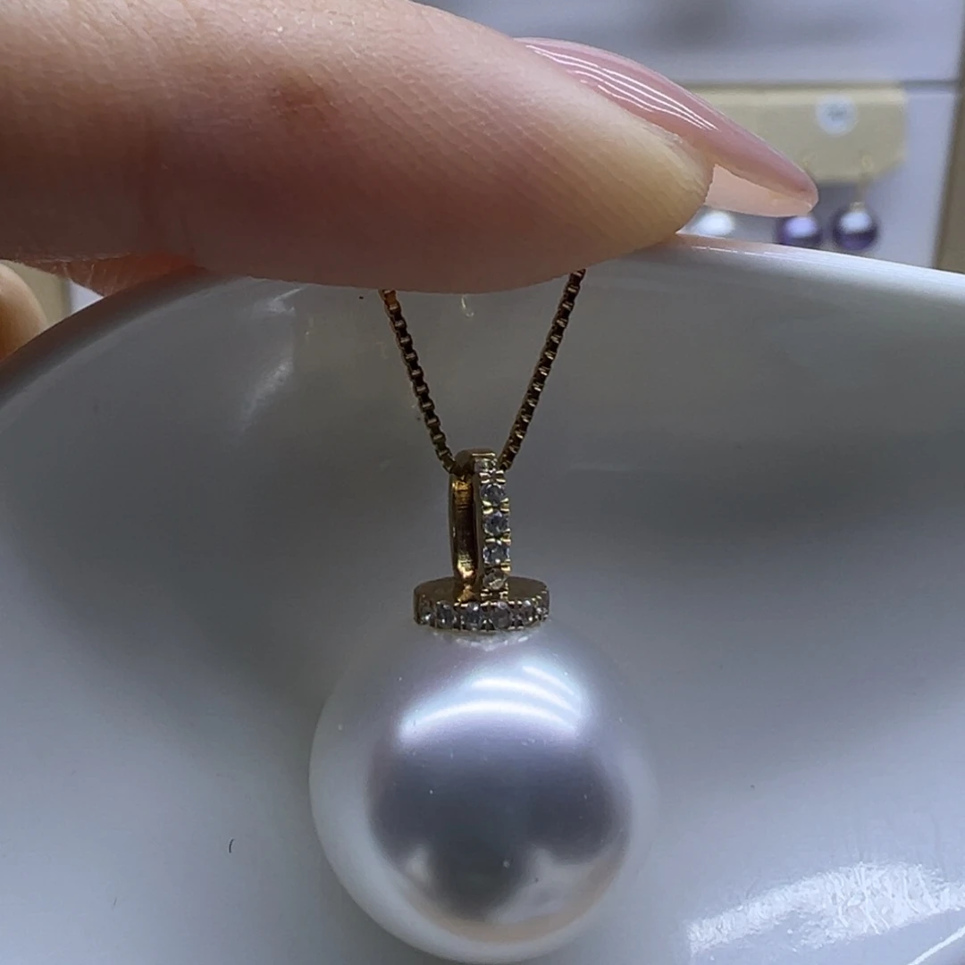 吊坠(赠链)18K金镶嵌淡水珍珠