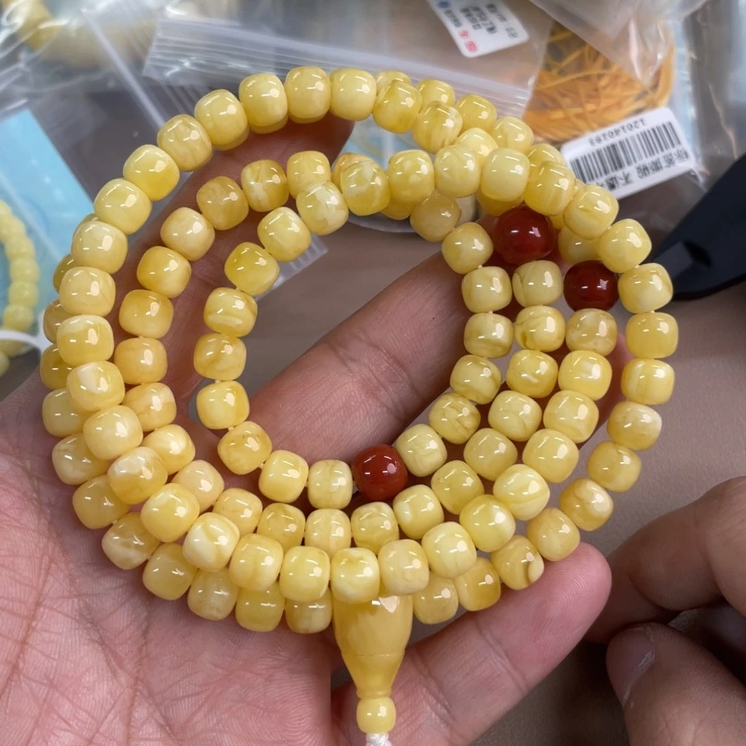 琥珀裸石未镶嵌200多样性发其一