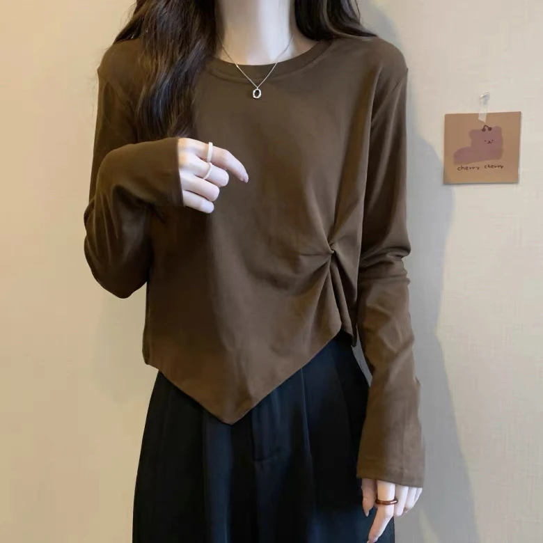 百搭咖色长袖t恤女秋季新款大码胖mm打底衫宽松遮肚子不规则上衣