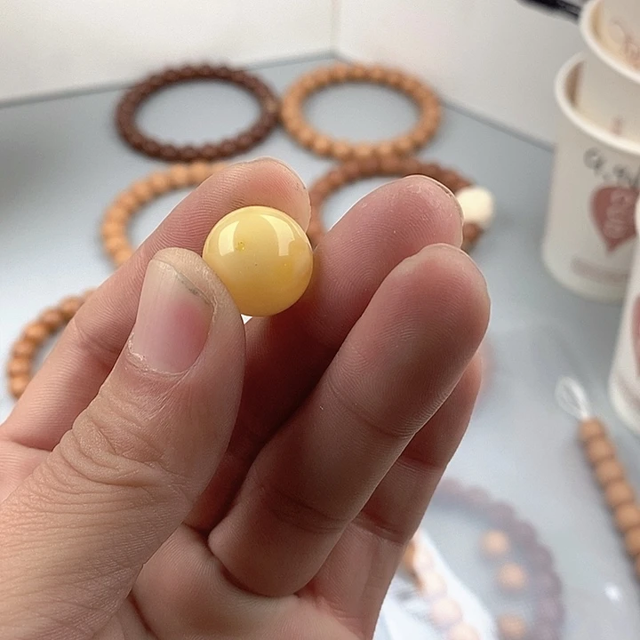 猴头核桃把件星*黄色配饰