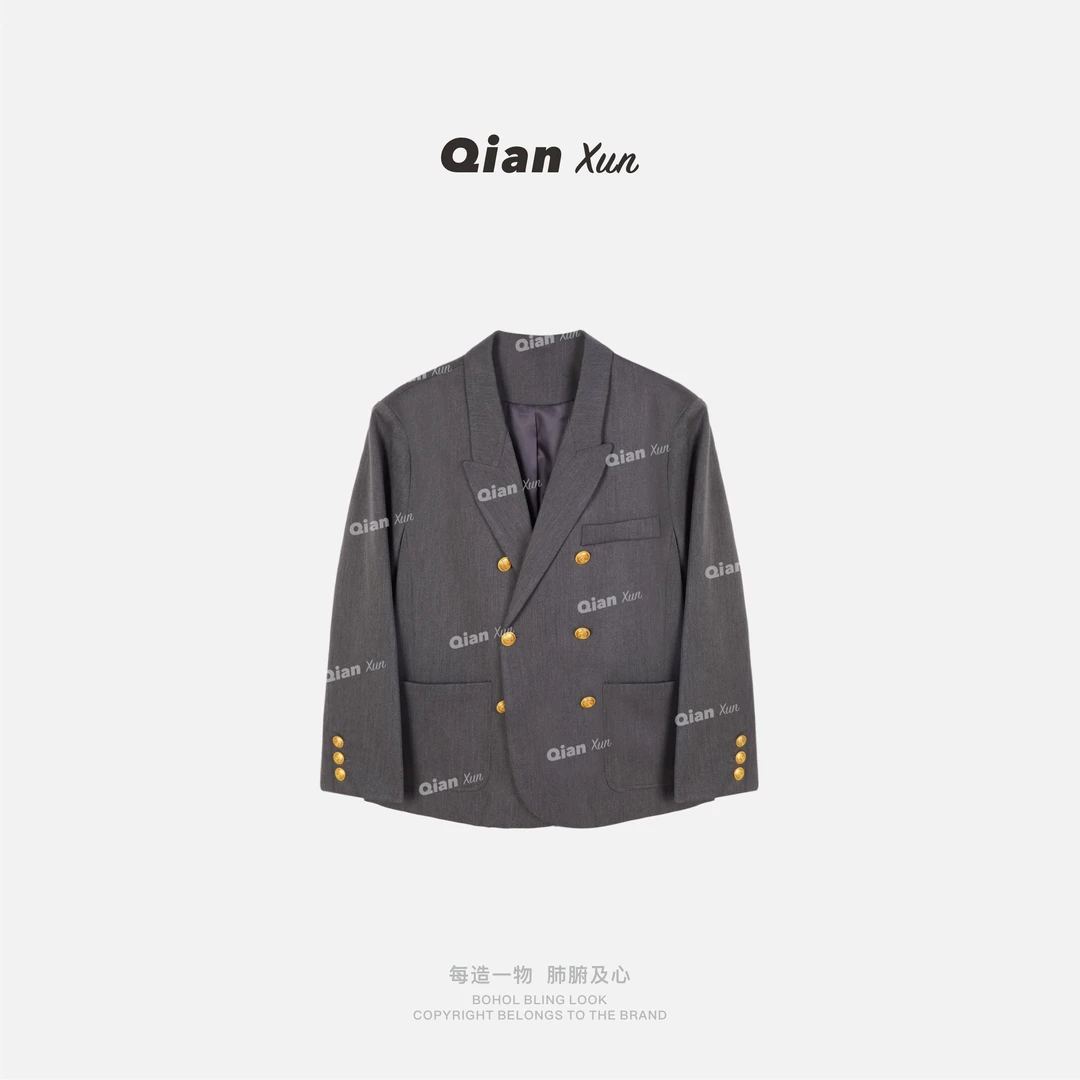 【千寻严选】曼哈顿Q4XZ1545A时尚黑色西装外套金色装饰口袋点缀