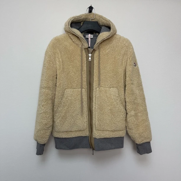 未使用 MONCLER 泰迪外套/L码
