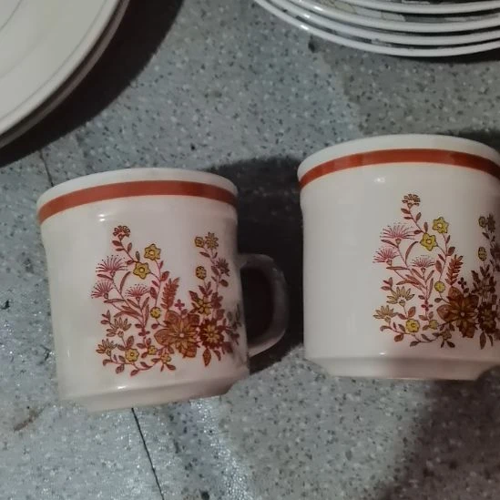 泡***吖瓷器微瑕不退不换2个