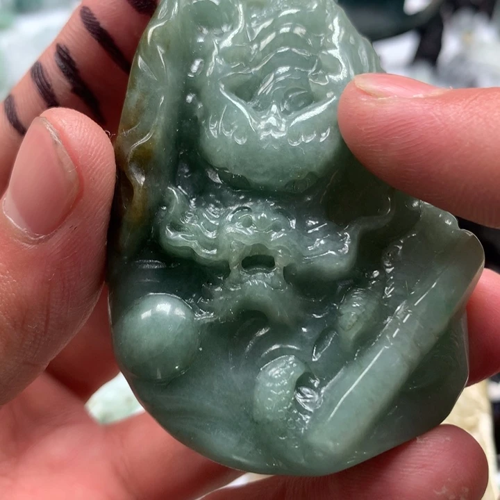 翡翠未镶嵌颈饰保真天然a货翡翠