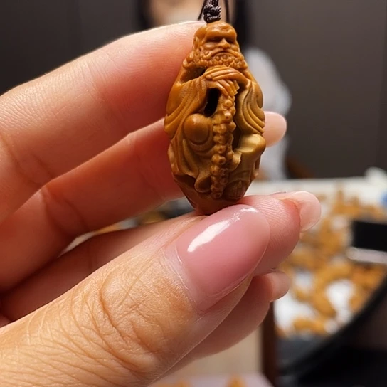 橄榄核是由橄榄油制