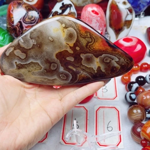 玛瑙/玉髓挂件未镶嵌七*爷