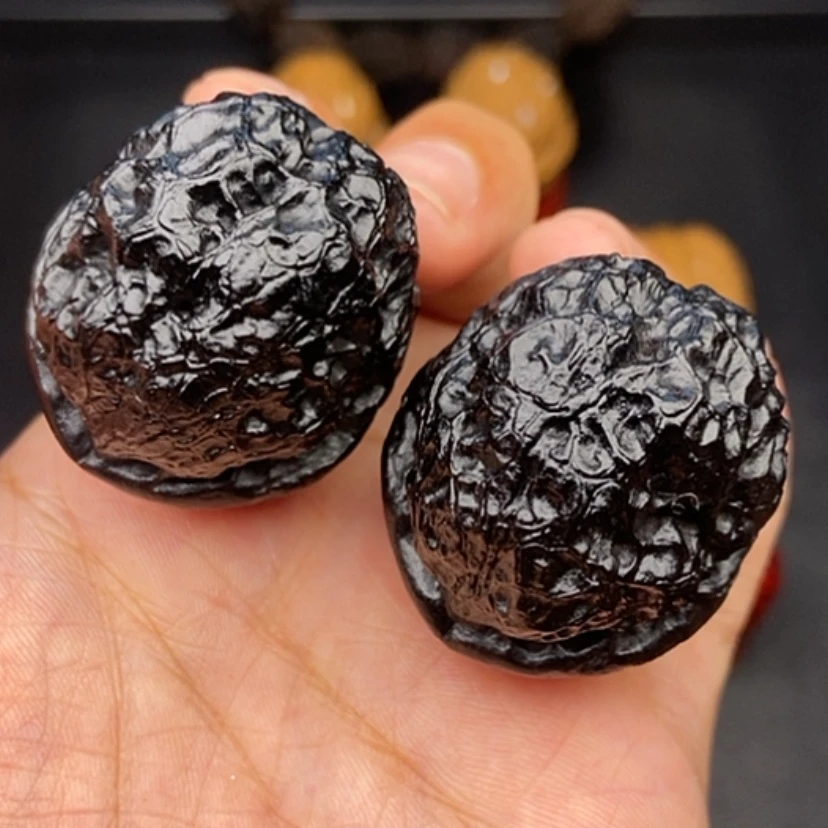 【闪购商品】文玩核桃把件40尺地闷霸王蟾