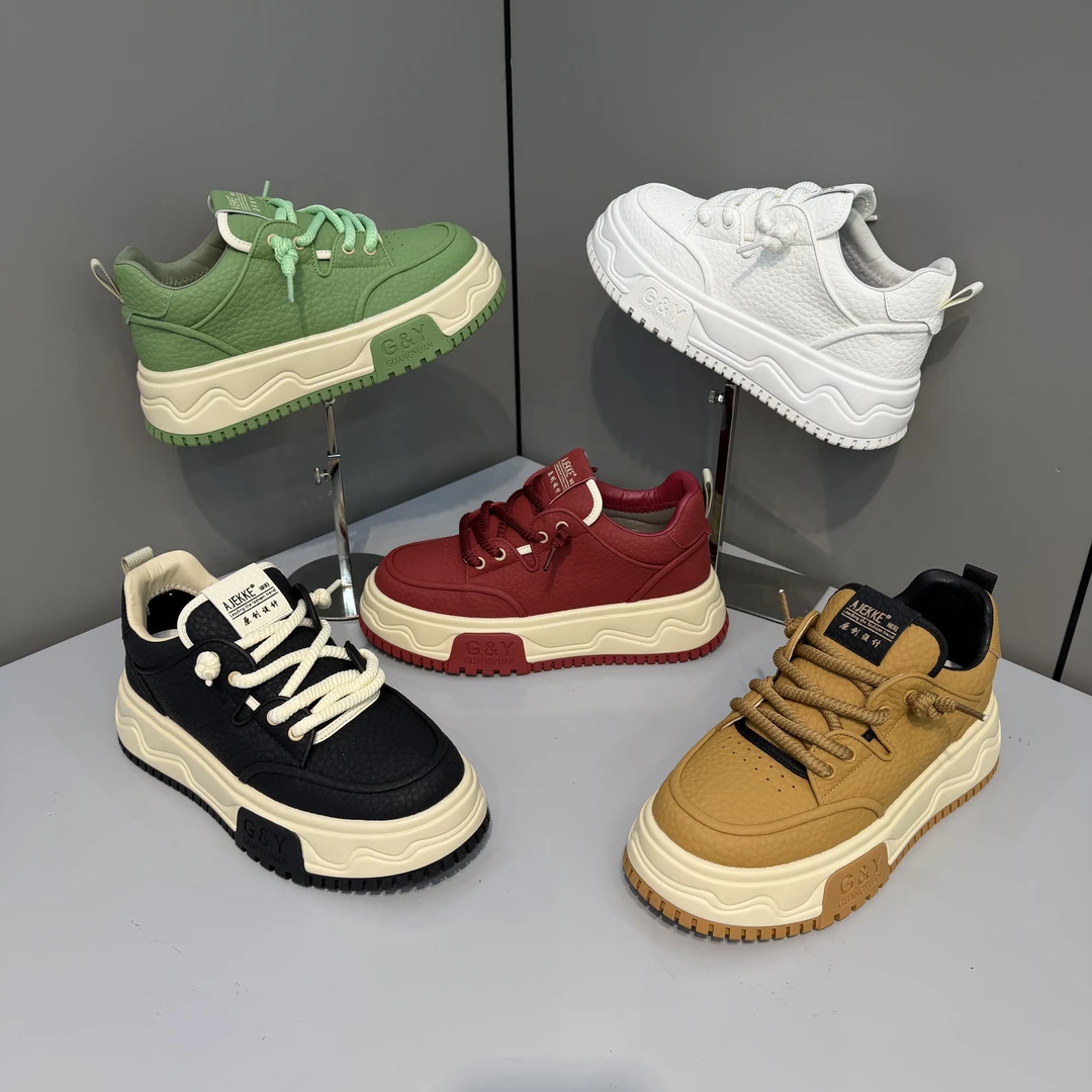 2025男士运动秋冬季加厚时尚高端日常个性休闲百搭潮鞋（皮鞋尺码）